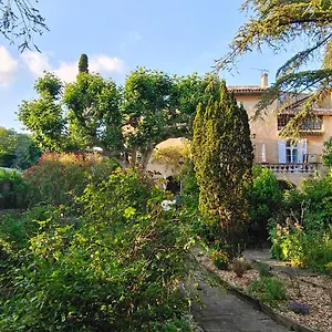 Rue Du Chateau A D'avignon Bed & Breakfast Cabrieres-d'Avignon